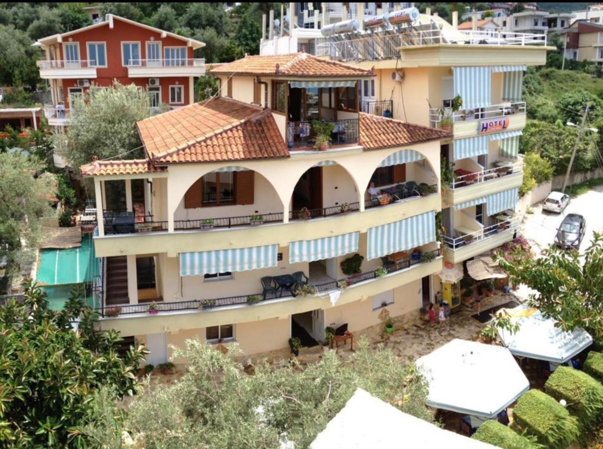 Hotel Ridal Vlore Exterior photo